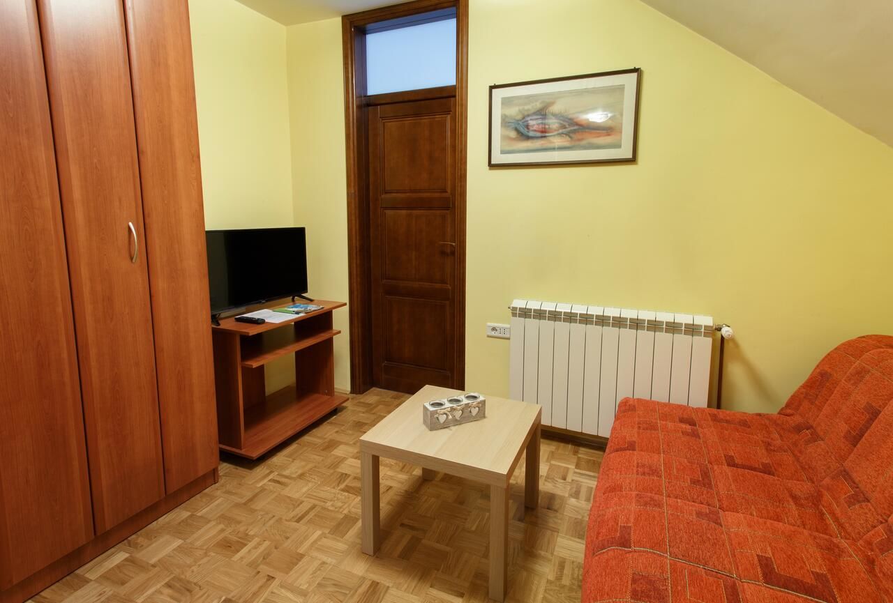 Гостевой дом Apartments Mery Колашин-13